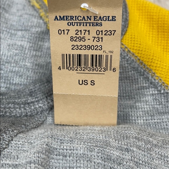 AMERICAN EAGLE OUTFITTERS•T-SHIRT - Picture 5 of 6